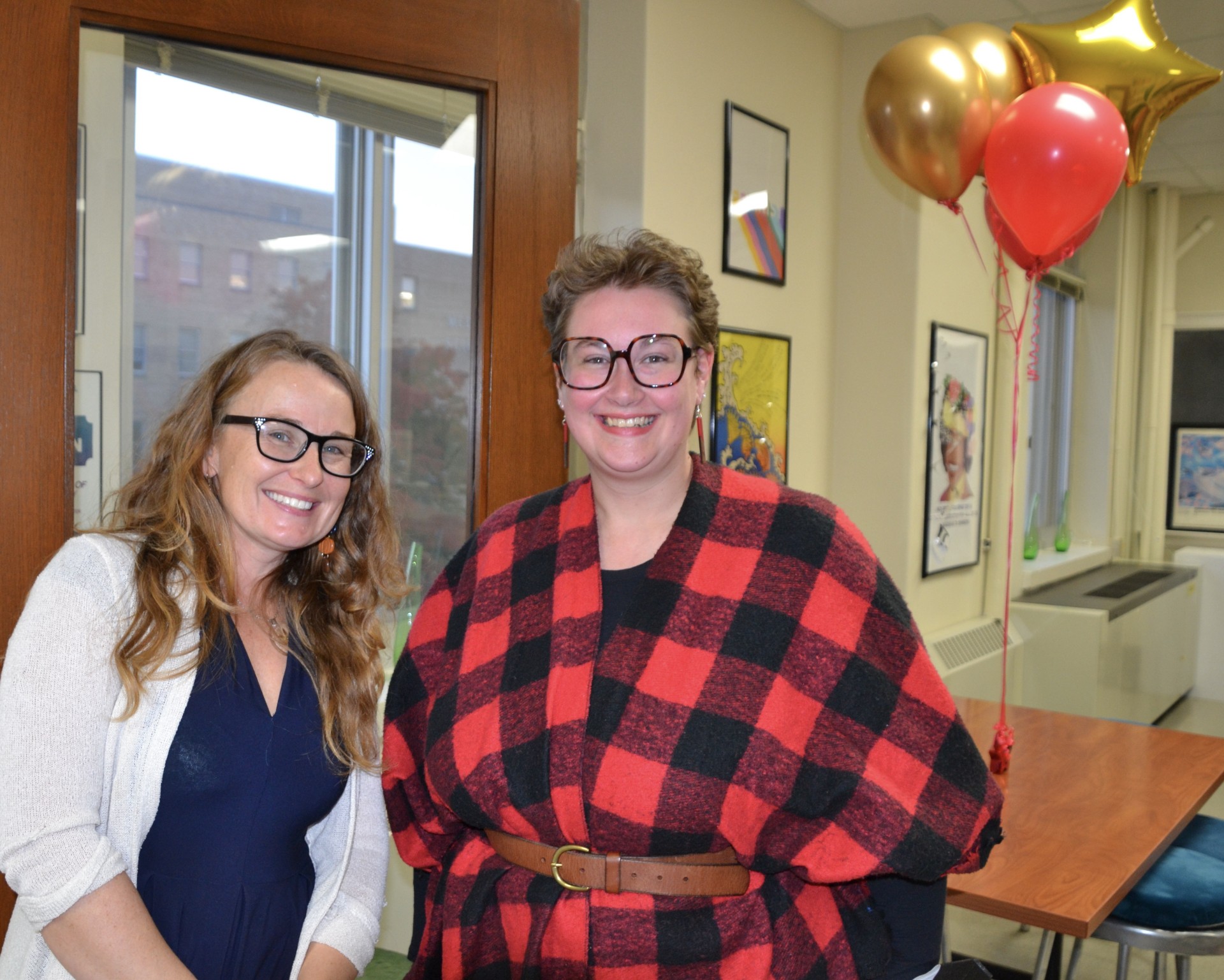 Image of Dr. Stephanie Rytilahti with a guest